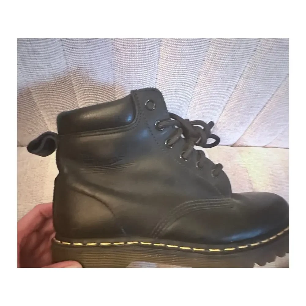 DOC MARTENS BLACK LEATHER AIR CUSHIONED SOLE BOOTS; SIZE 42 US M/9 Or W/10-11 - Picture 3 of 8
